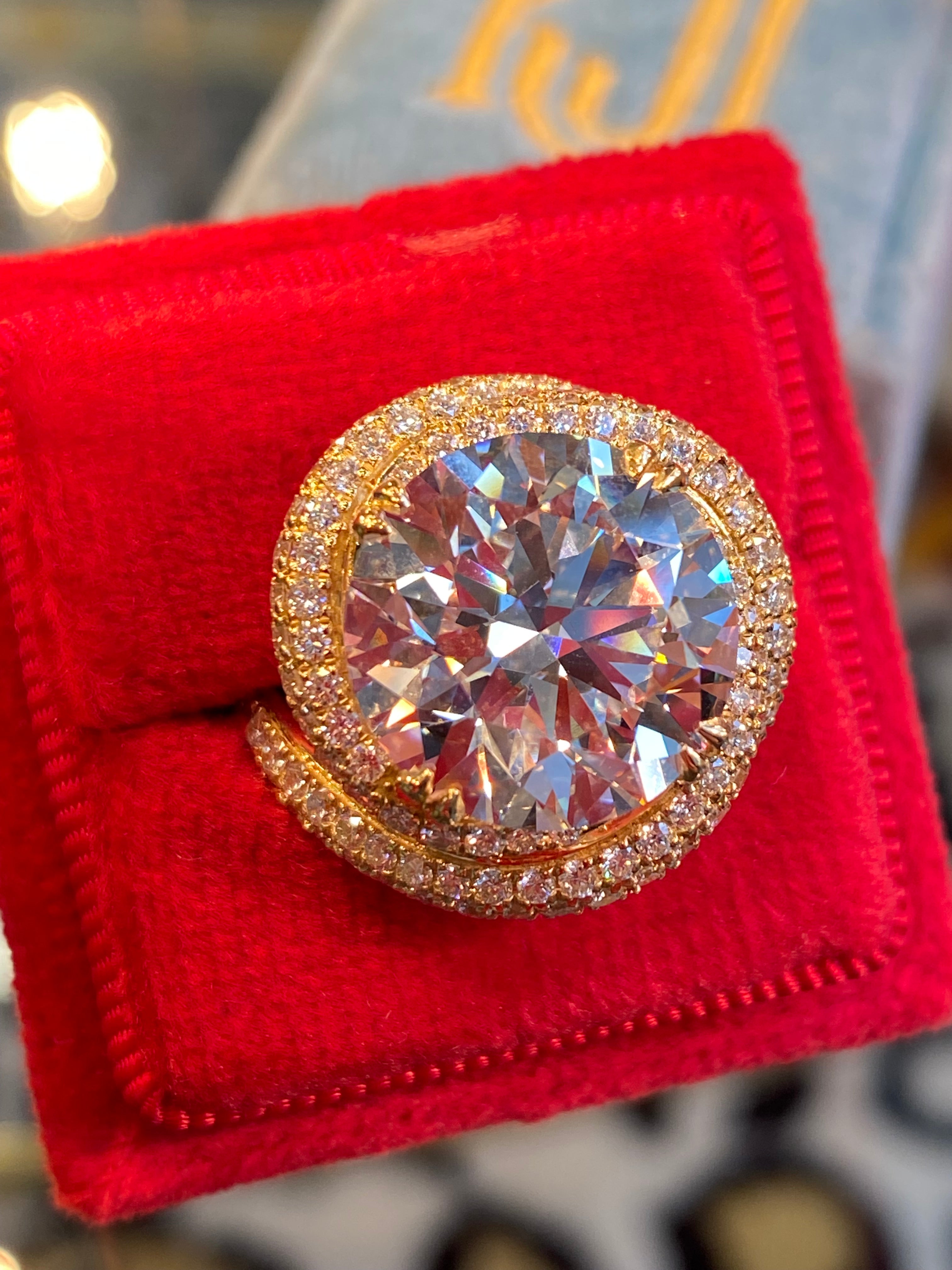 11.45 CTW Round Cut Lab Diamond Solitaire Engagement Ring in 18ct Yellow Gold