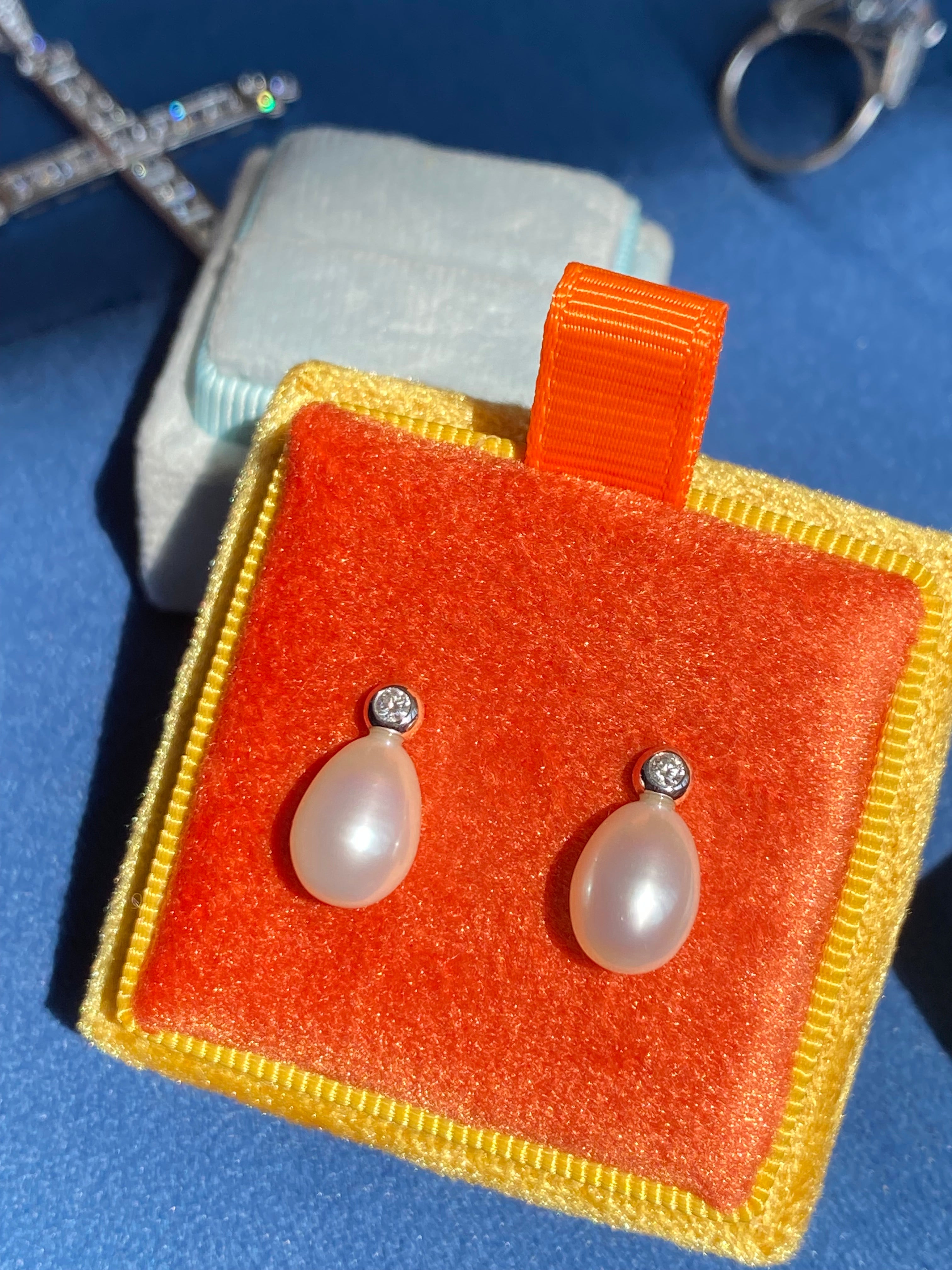 9.20 CTW Oval Pearl and Diamond Stud Earrings in 18ct White Gold