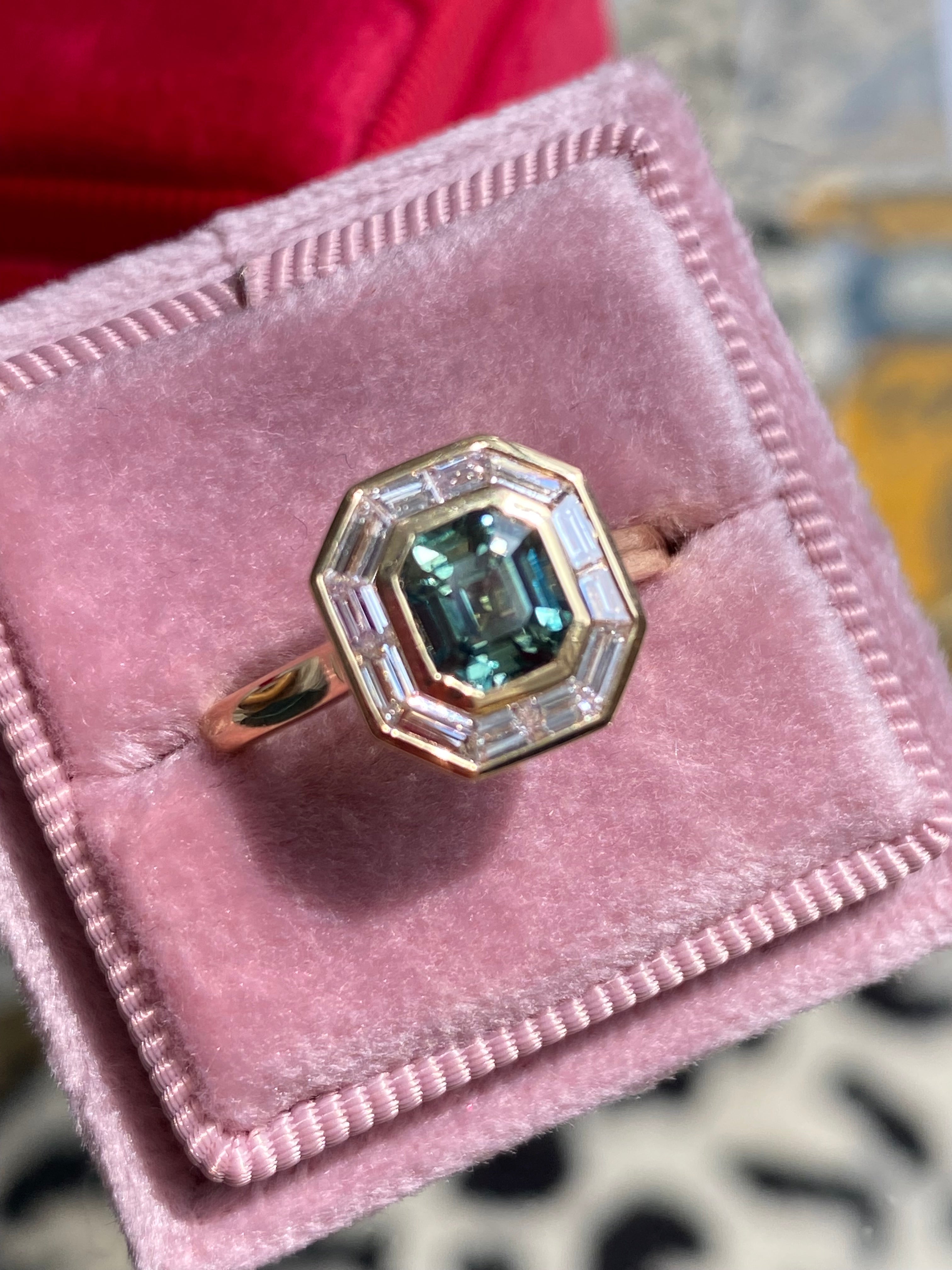 1.56 CTW Green Sapphire and Natural Diamond Ring in 18ct Yellow Gold