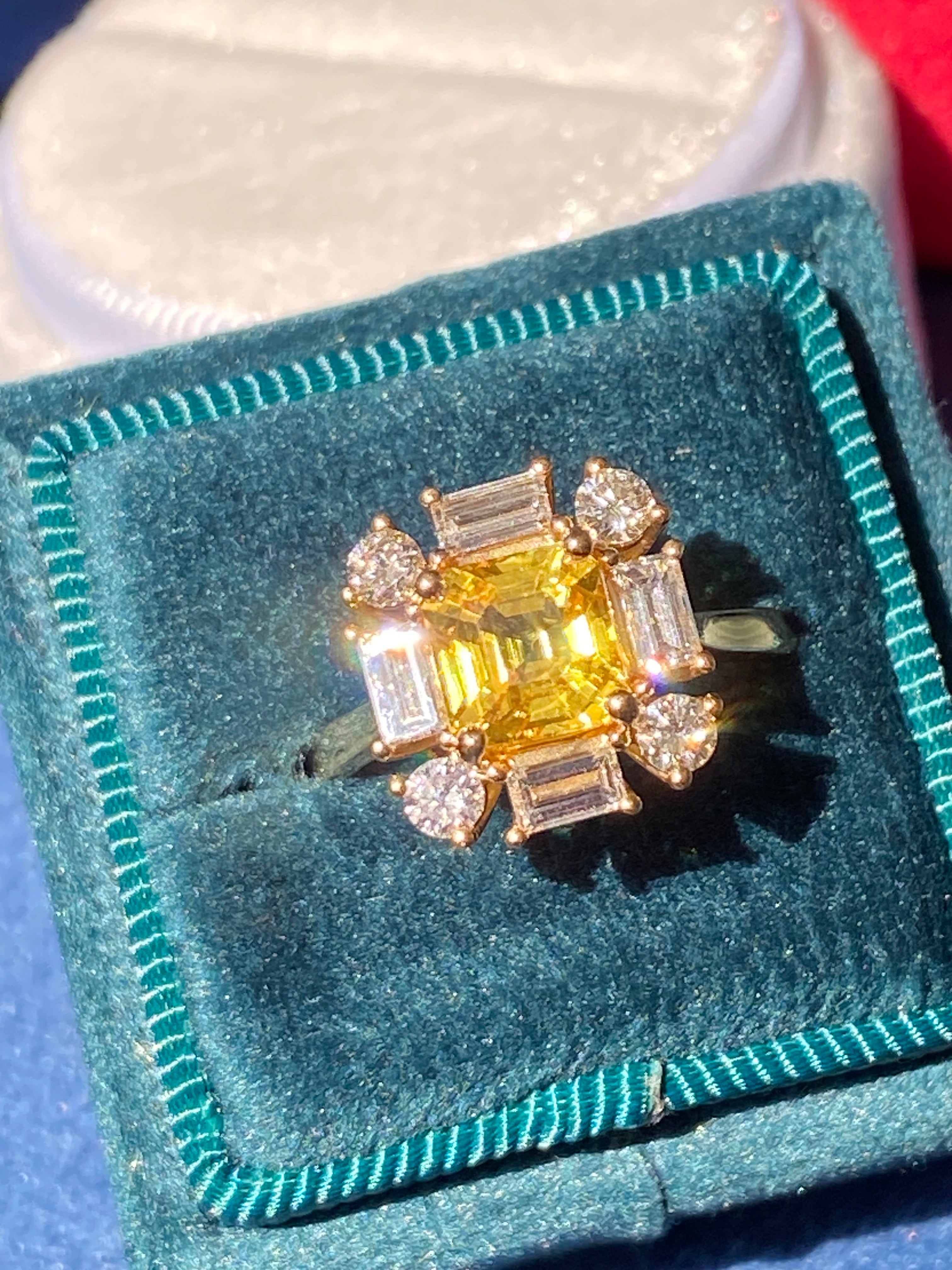 2.26 Carat Yellow Sapphire and 0.92 ctw Natural Diamond Ring in 18ct Yellow Gold