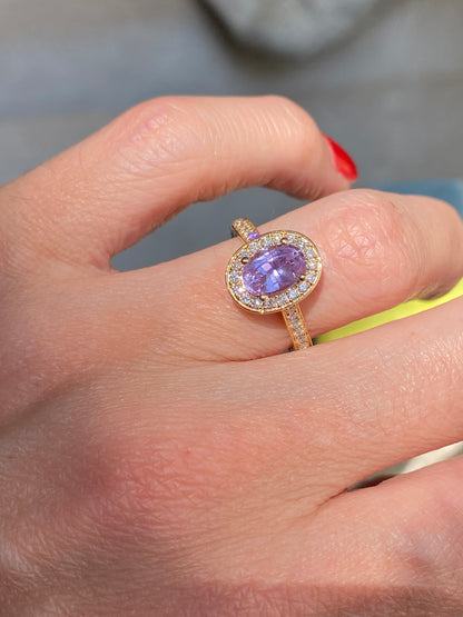 1.37 Carat Lilac Sapphire and Natural Diamond Engagement Ring in 18ct Yellow Gold