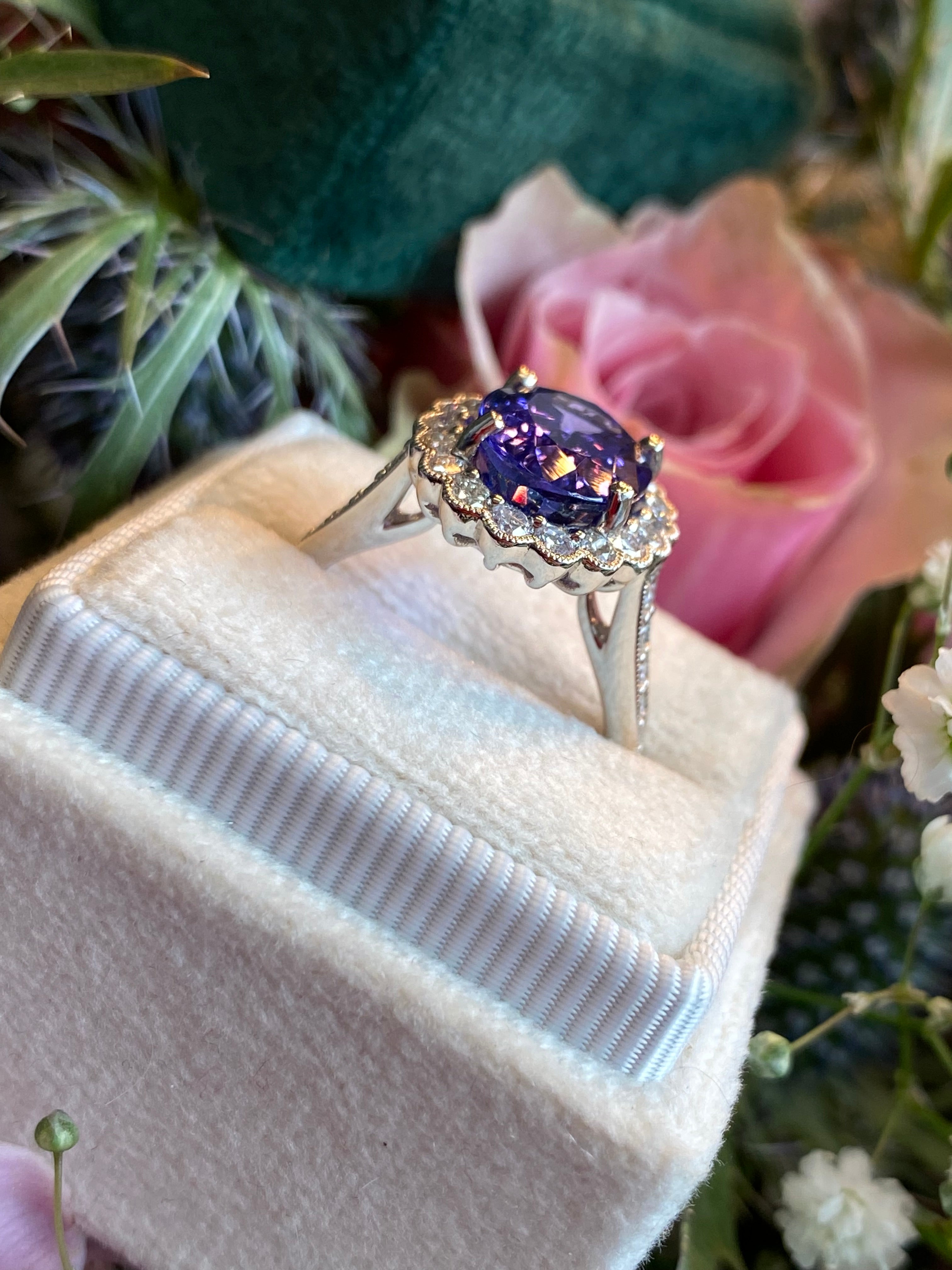 Natural Tanzanite Pendant – 925 Sterling Silver, Oval Cut, 10+ Carat – Handmade, AGI Certified – India
