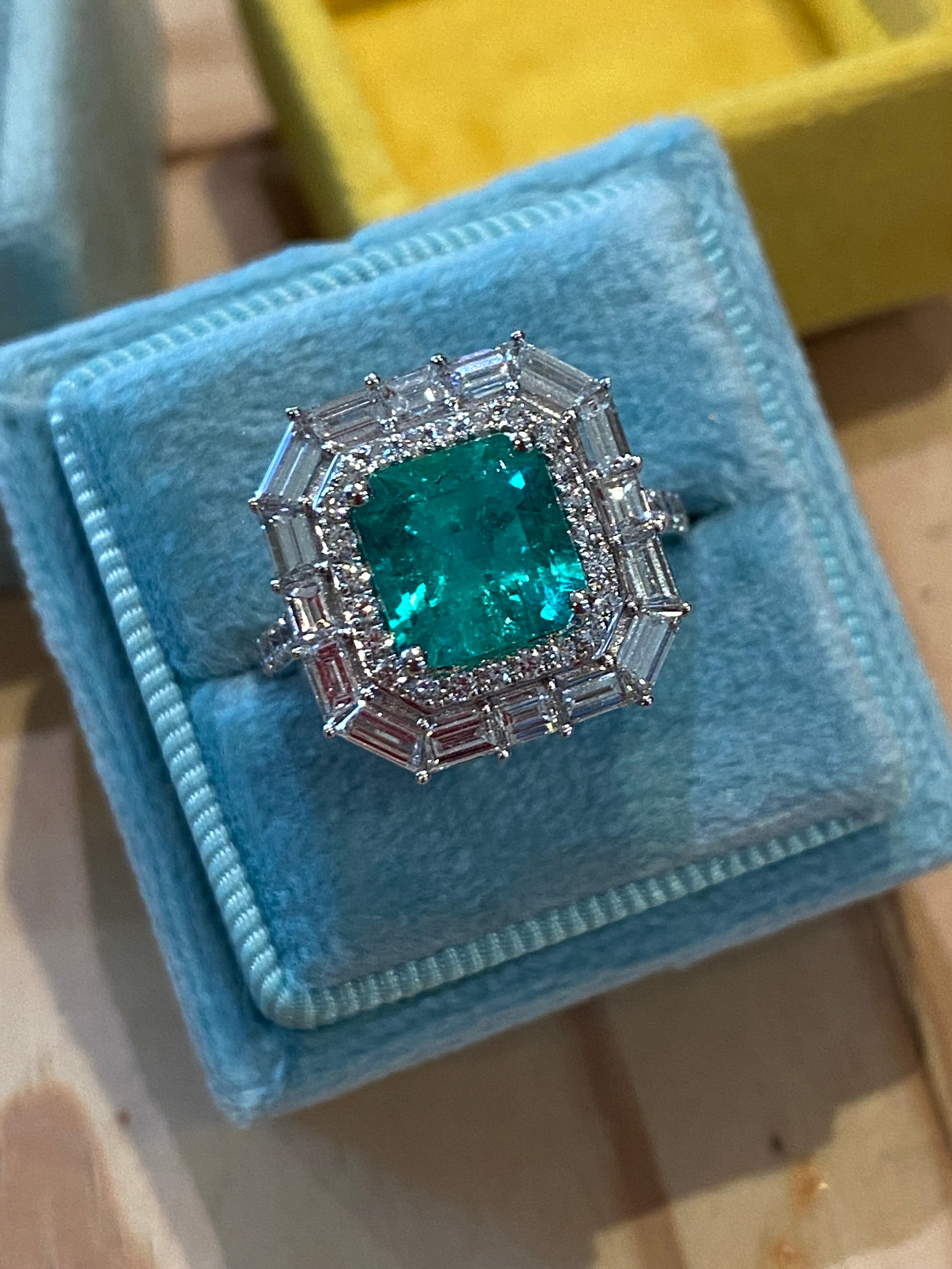 Masterpiece 2.34 Carat Colombian Emerald and 1.67ctw Natural Diamond Ring in Platinum