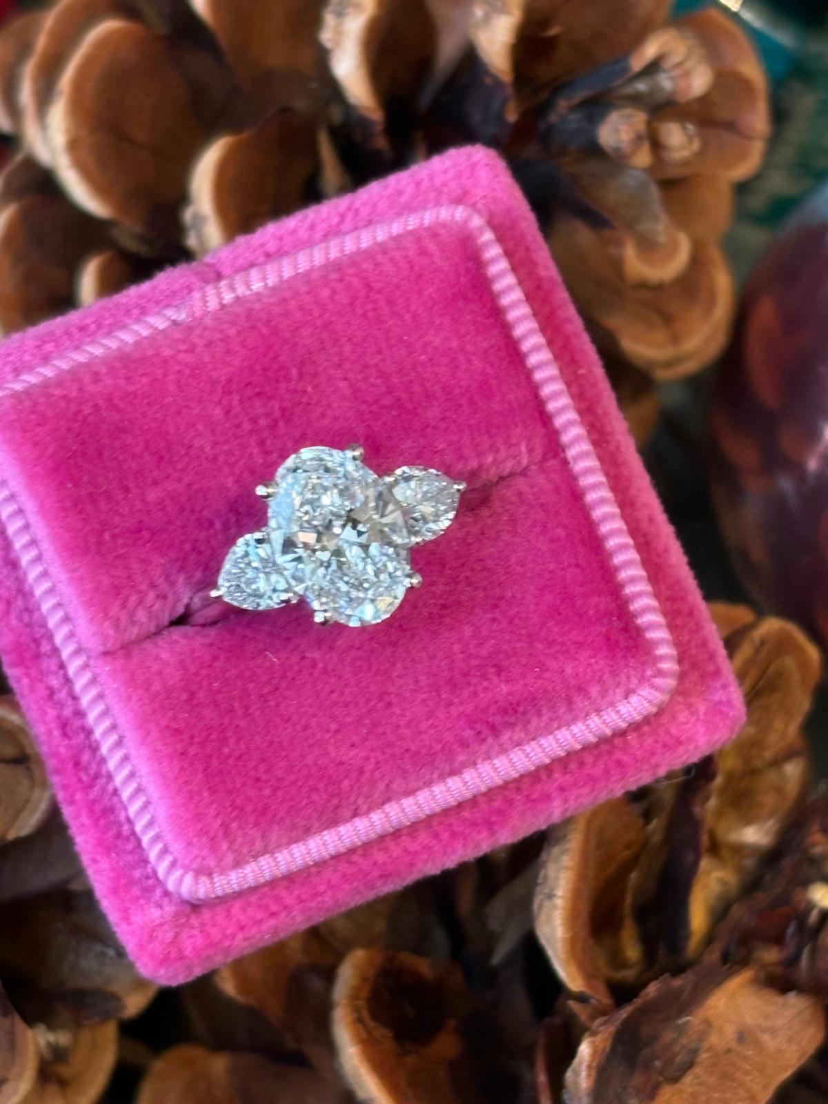 2.61 CTW Oval and Heart Cut D Colour VS2 Lab Diamond Three Stone Ring in Platinum