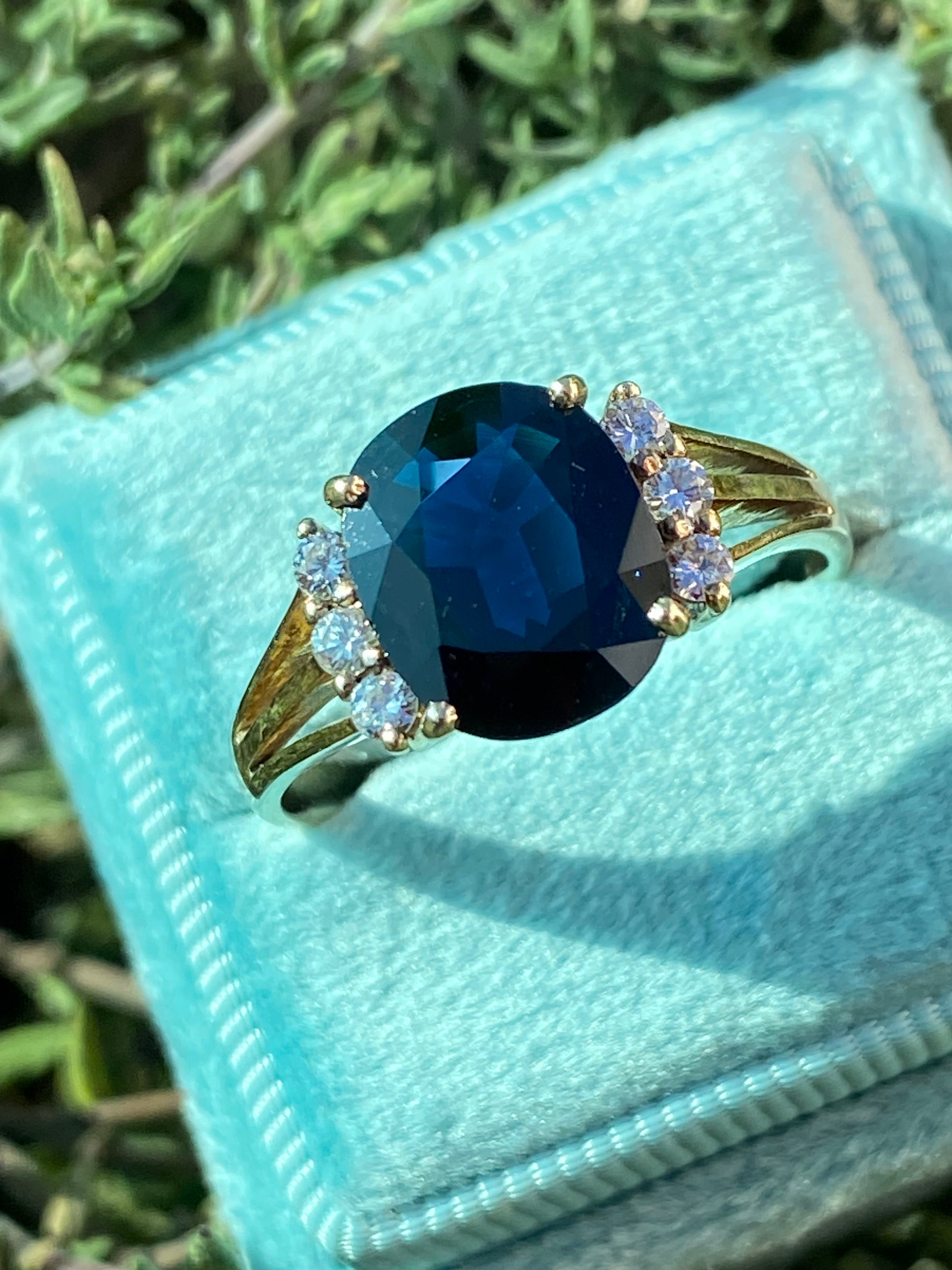 Vintage 3.80 Carat Sapphire and Diamond Ring in 14ct Yellow Gold
