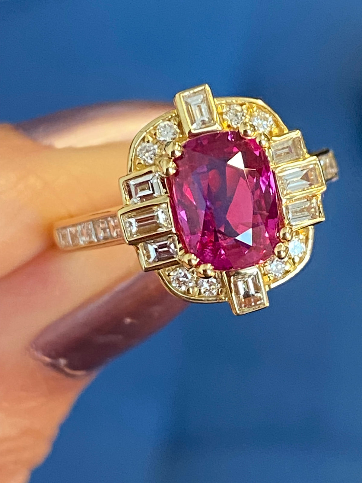 2.90 CTW Gubelin Certified No Heat Ruby and Natural Diamond Halo Ring in 18ct Yellow Gold