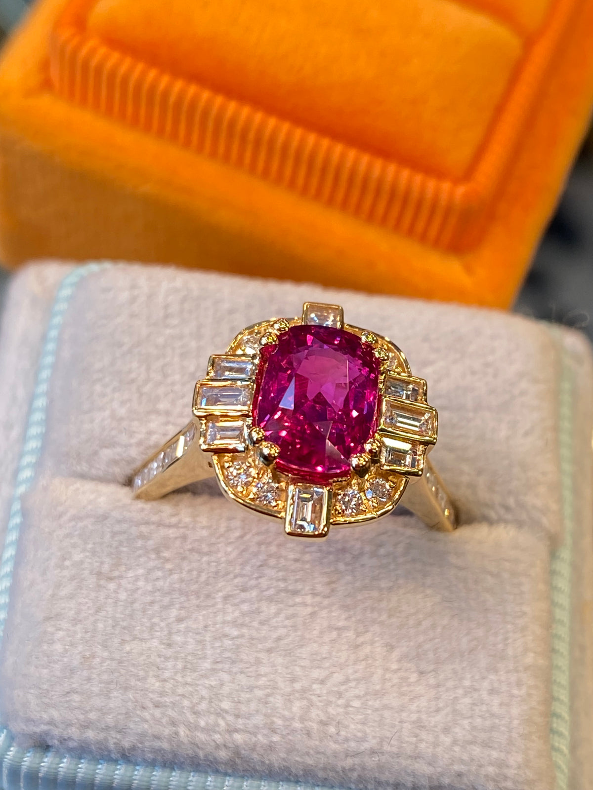 2.90 CTW Gubelin Certified No Heat Ruby and Natural Diamond Halo Ring in 18ct Yellow Gold