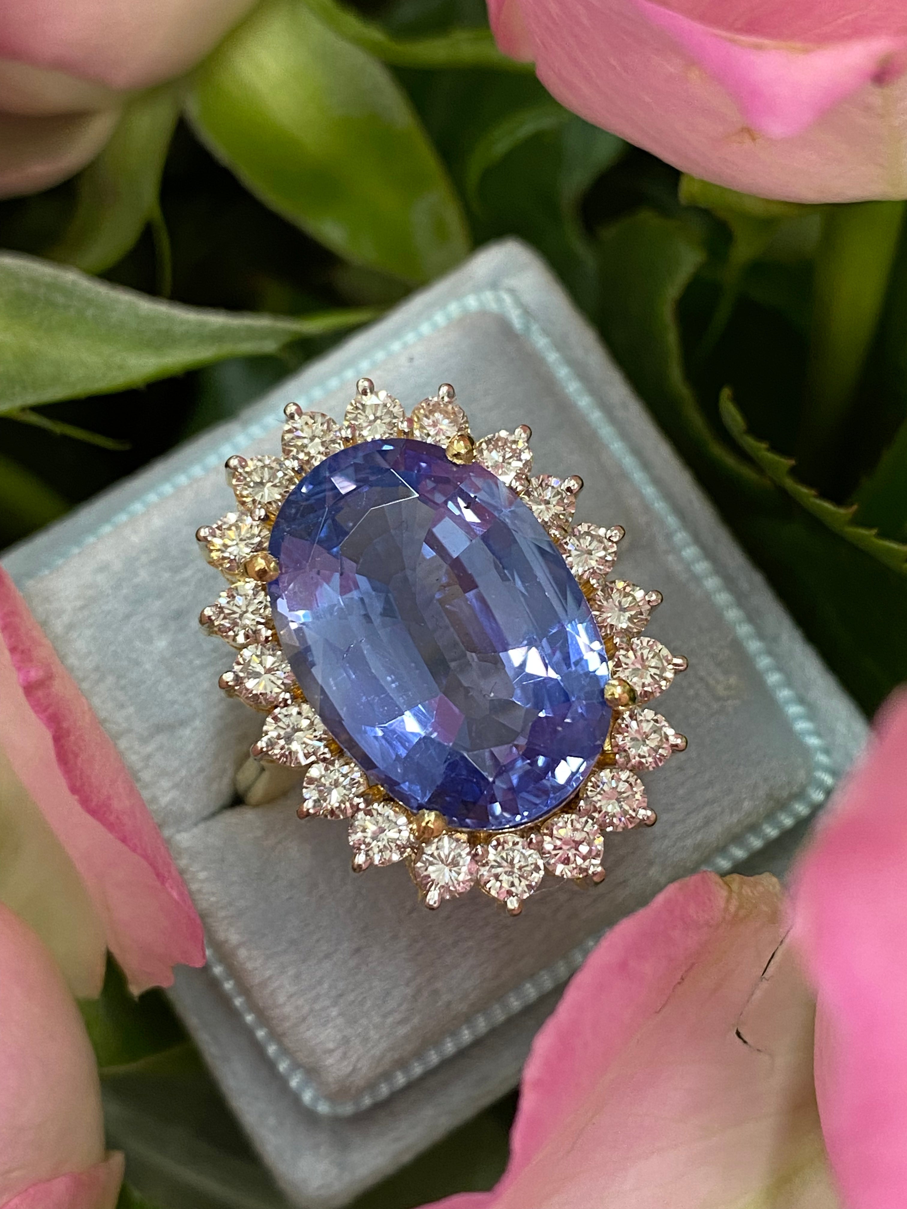 14 Carat Oval Cut Ceylon Blue Sapphire Unheated Engagement Ring in Yellow Gold 