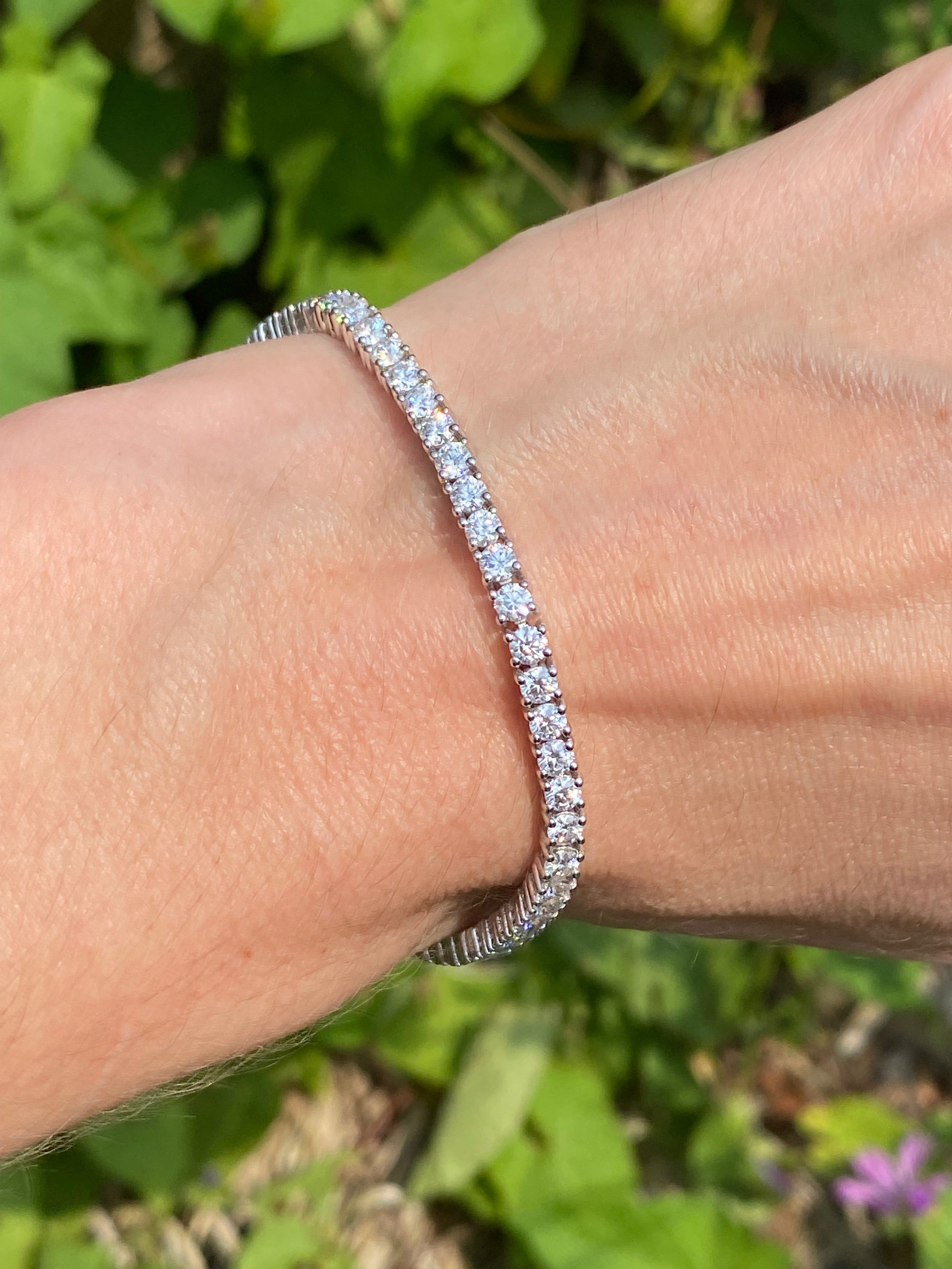 5.50 CTW Moissanite Tennis Bracelet in Sterling Silver