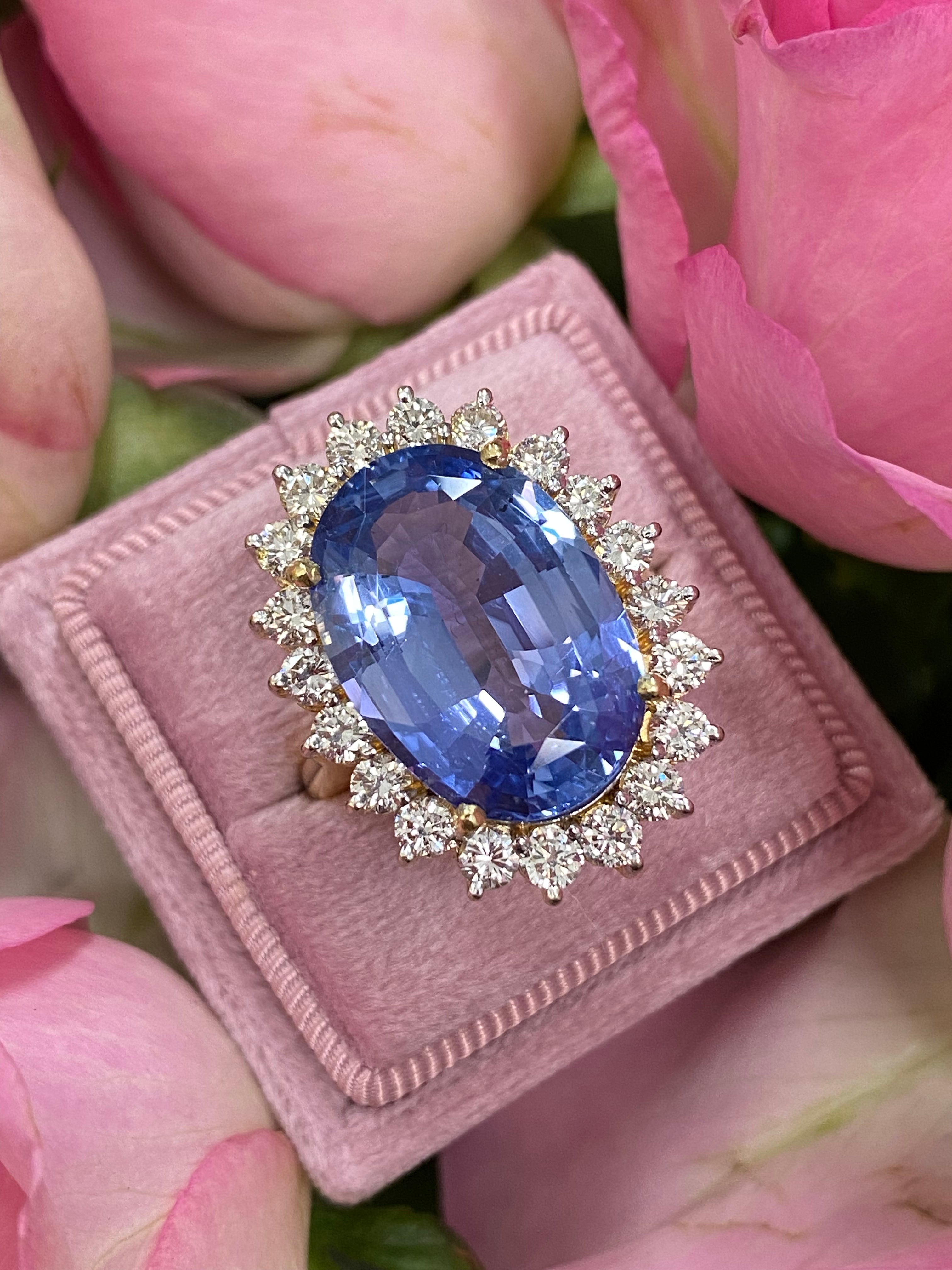 14 Carat Oval Cut Ceylon Blue Sapphire Unheated Engagement Ring in Yellow Gold 