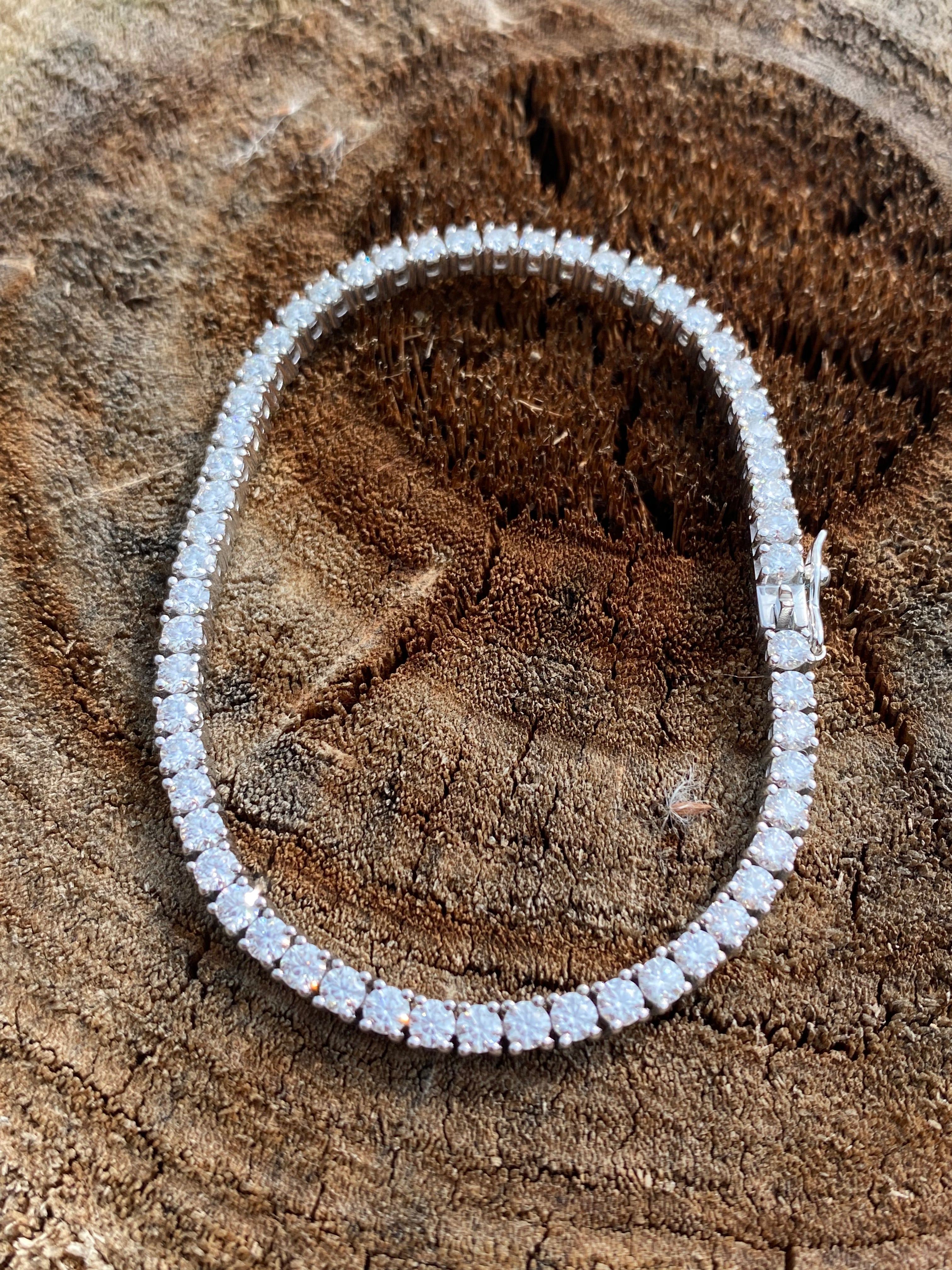 5.50 CTW Moissanite Tennis Bracelet in Sterling Silver