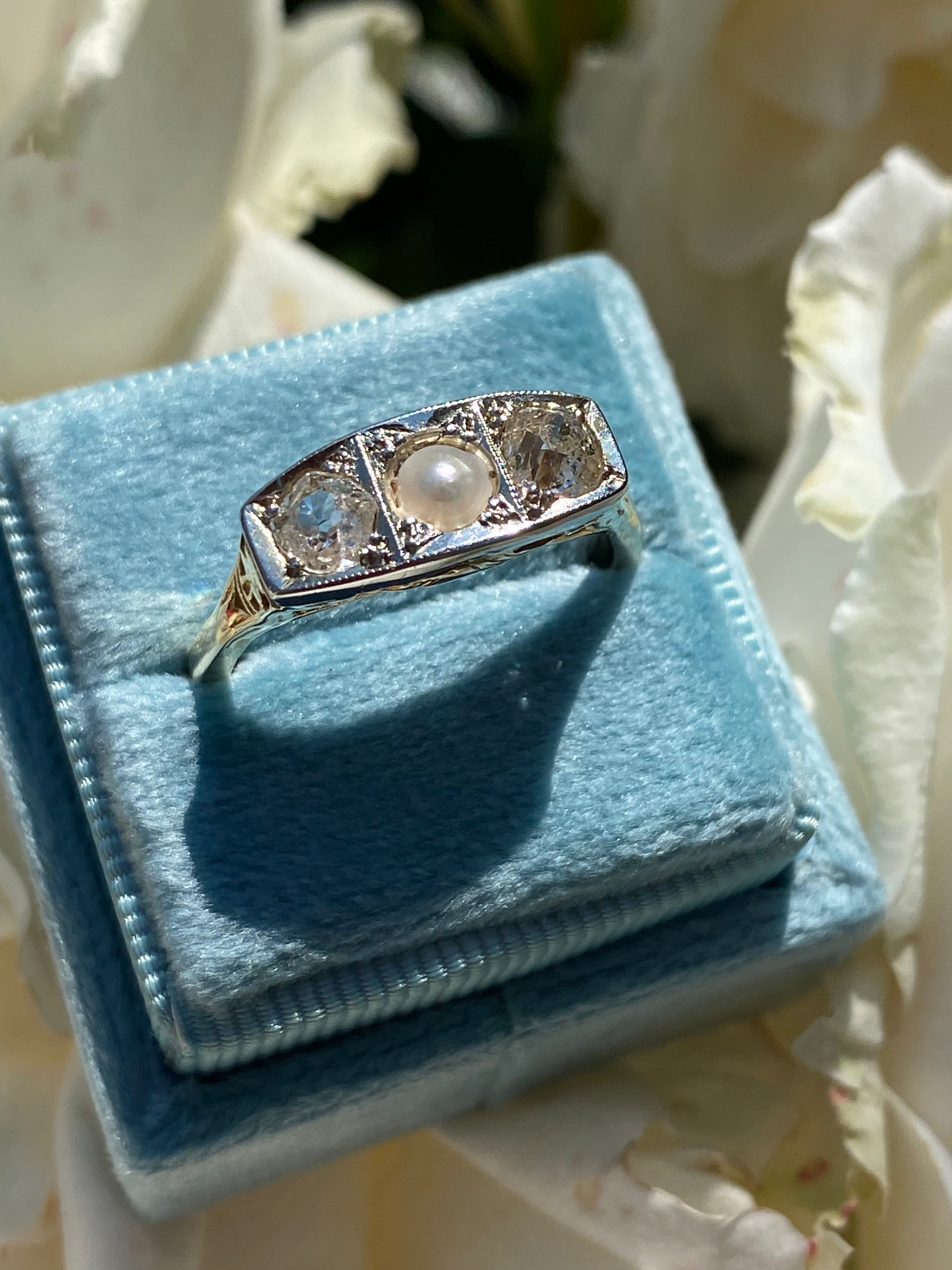 Antique Old Cut Diamond and Pearl Ring in 18ct Yellow Gold