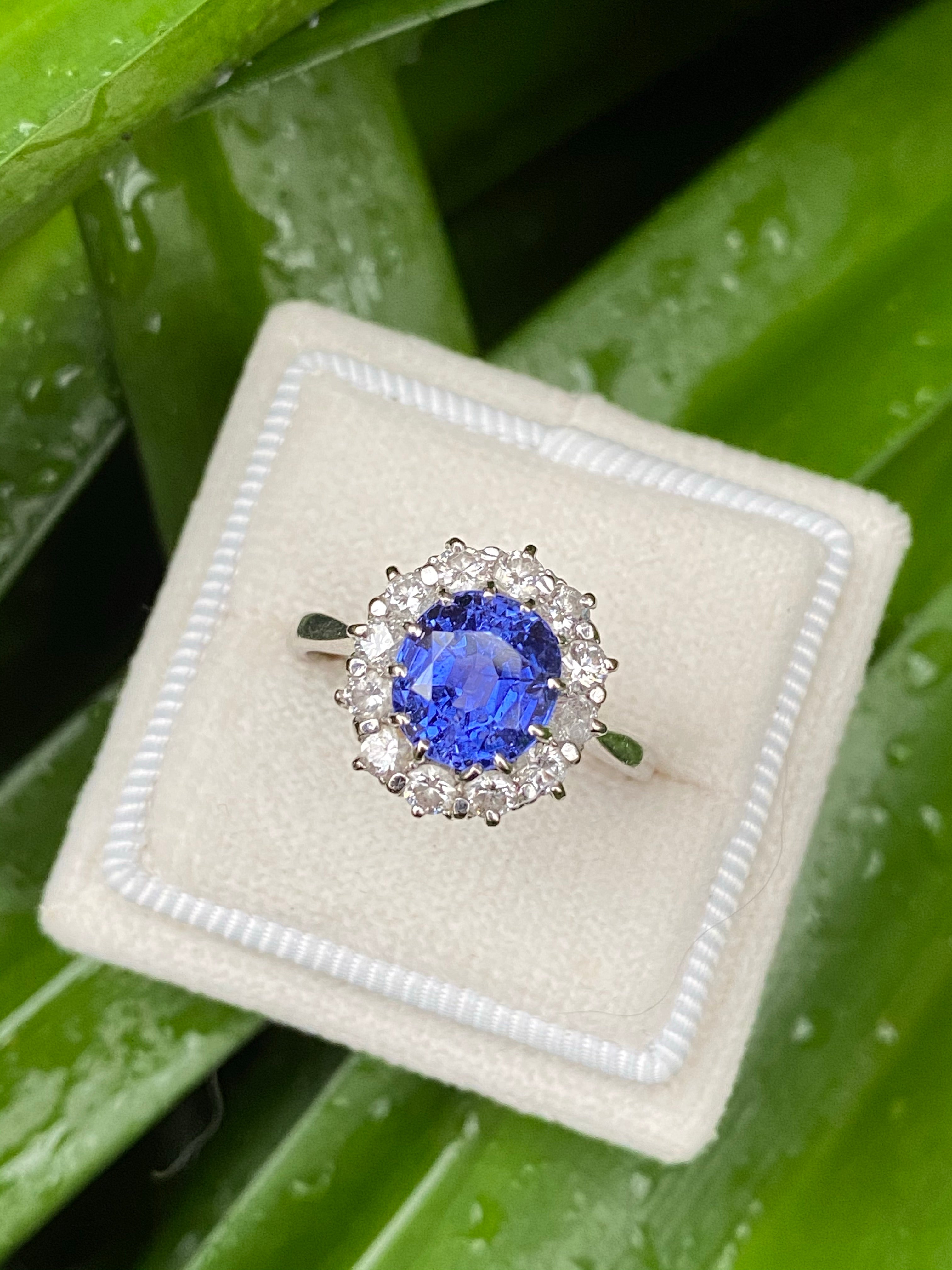Antique 2.50 Carat Colour Change Blue Sapphire Halo Engagement Ring in Platinum