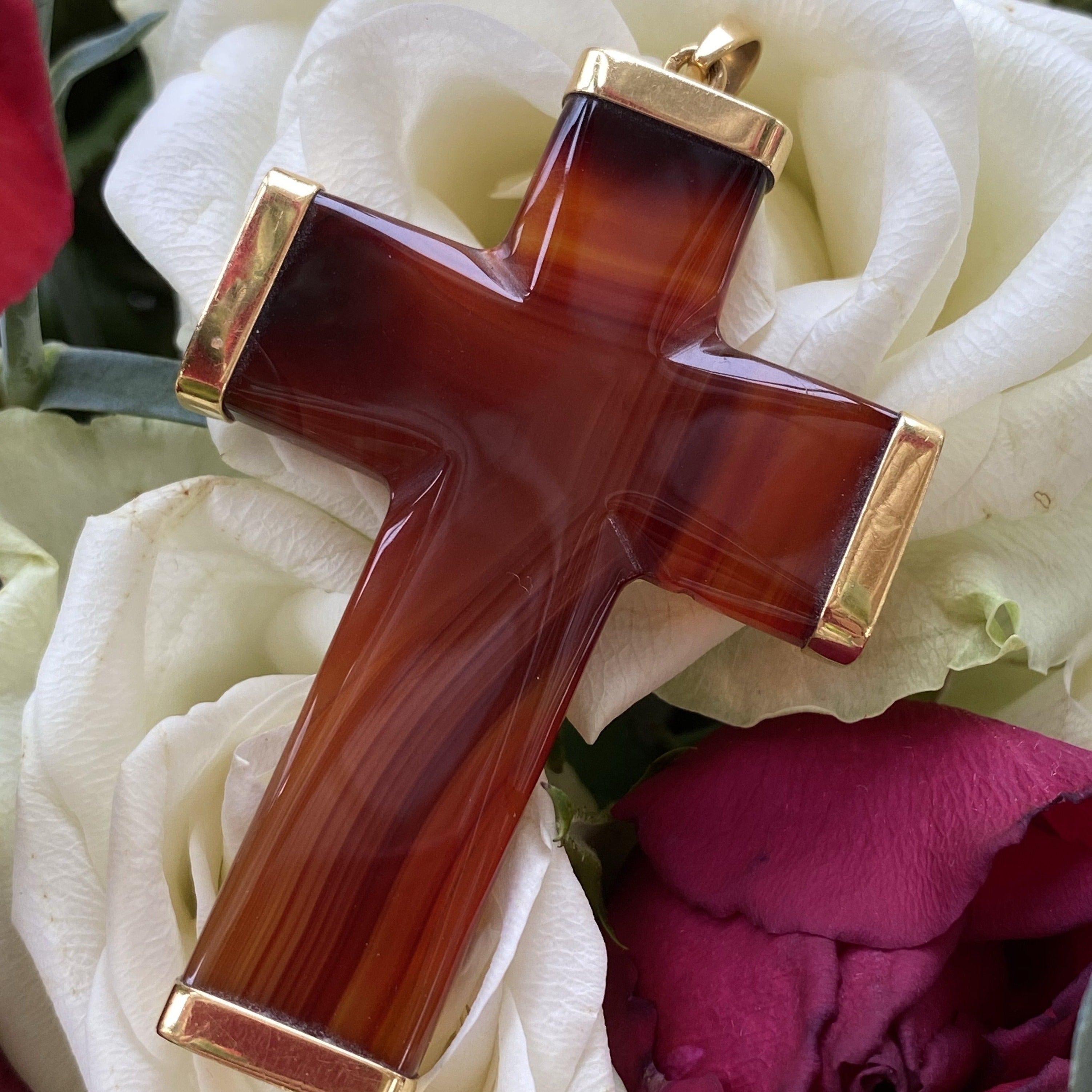 Vintage French Agate and Yellow Gold Cross Pendant 