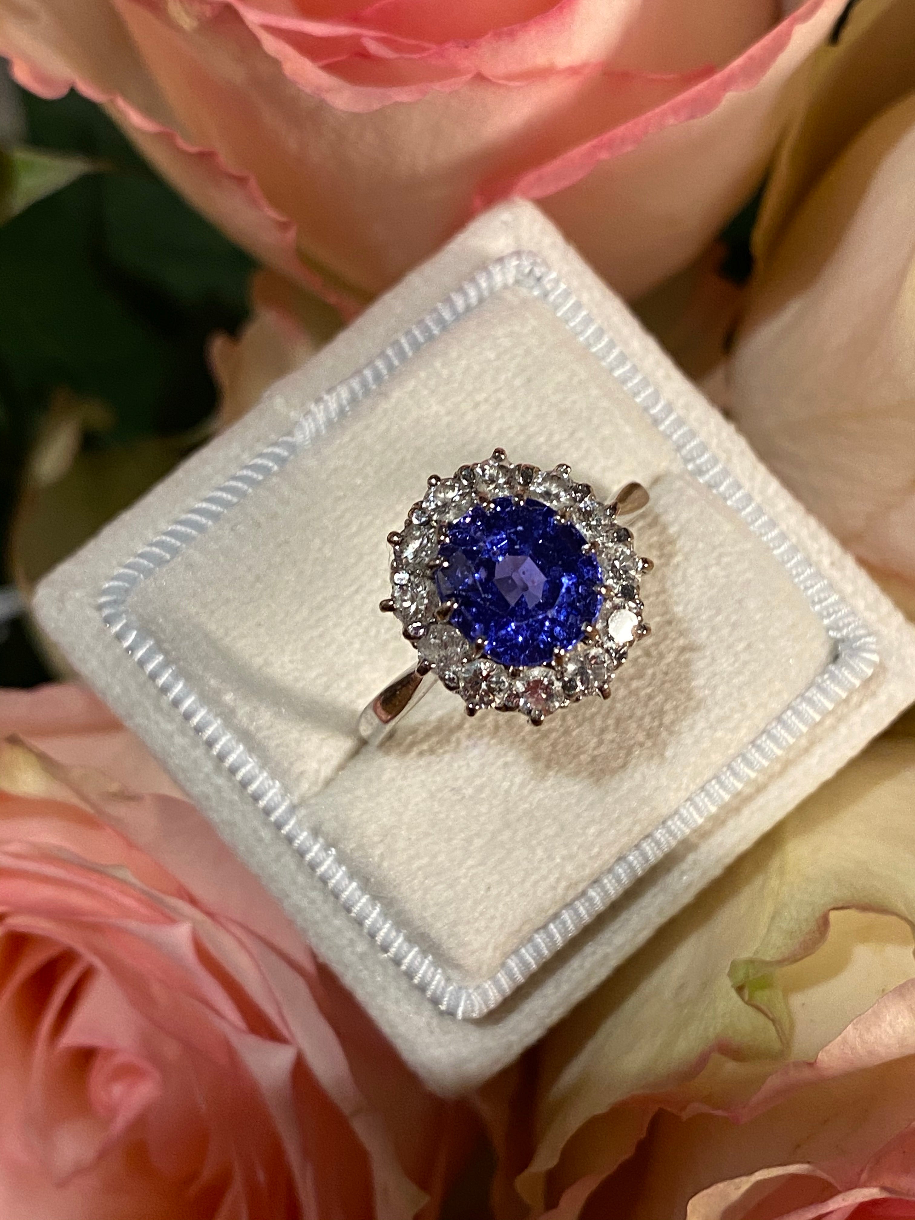 Antique 2.50 Carat Colour Change Blue Sapphire Halo Engagement Ring in Platinum