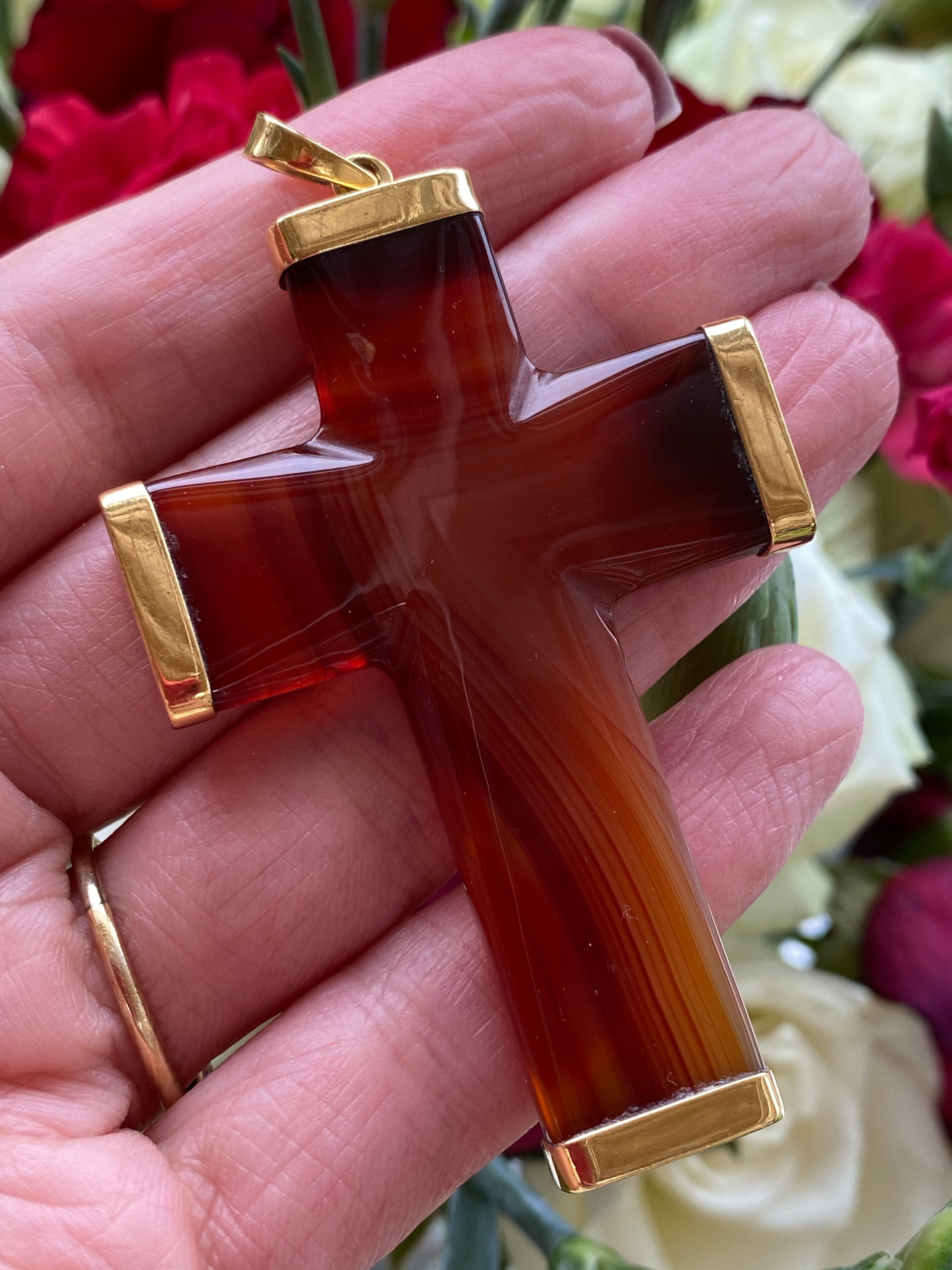 Vintage French Agate and Yellow Gold Cross Pendant 