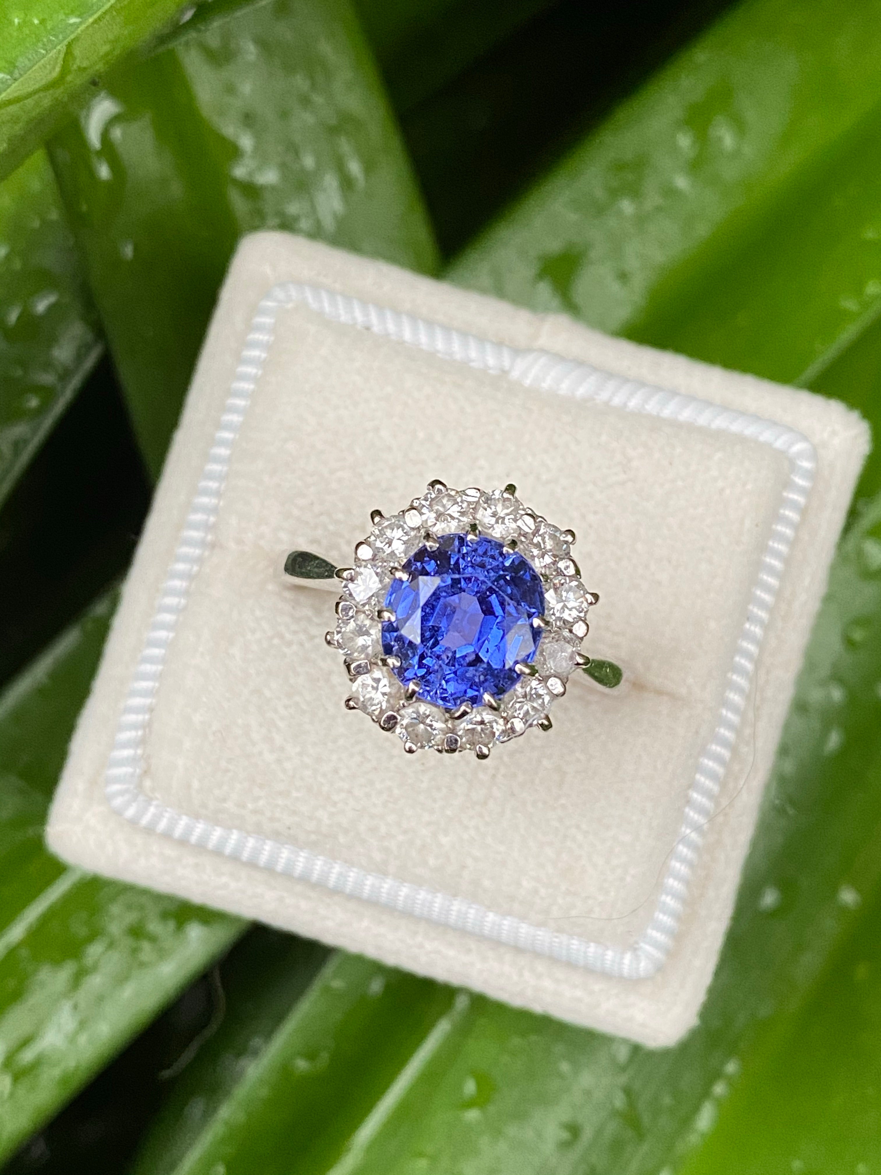 Antique 2.50 Carat Colour Change Blue Sapphire Halo Engagement Ring in Platinum