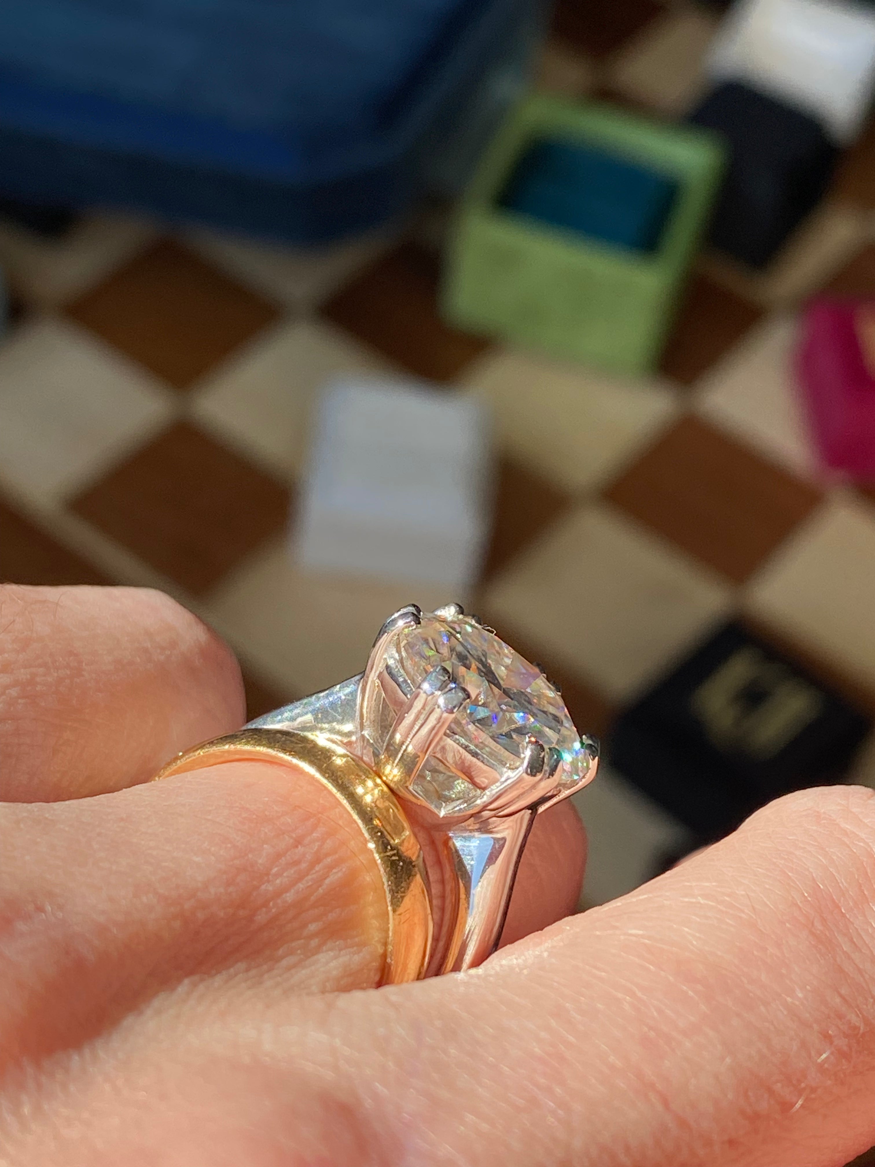 7 Carat Round Brilliant Cut Moissanite Engagement Cocktail Ring 