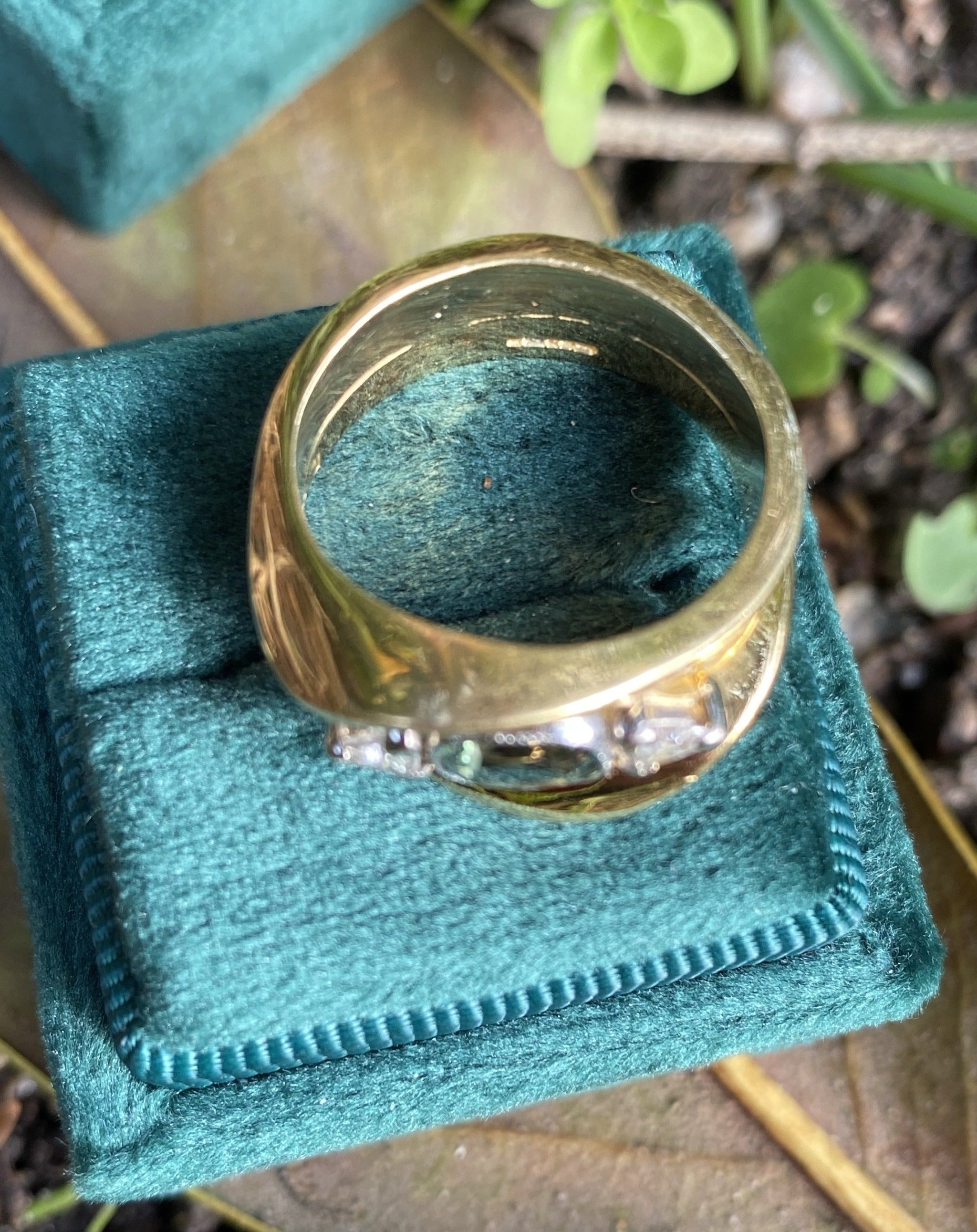 1.25 Carat Vintage Cushion Cut Alexandrite and Diamond Ring in 18ct Yellow Gold