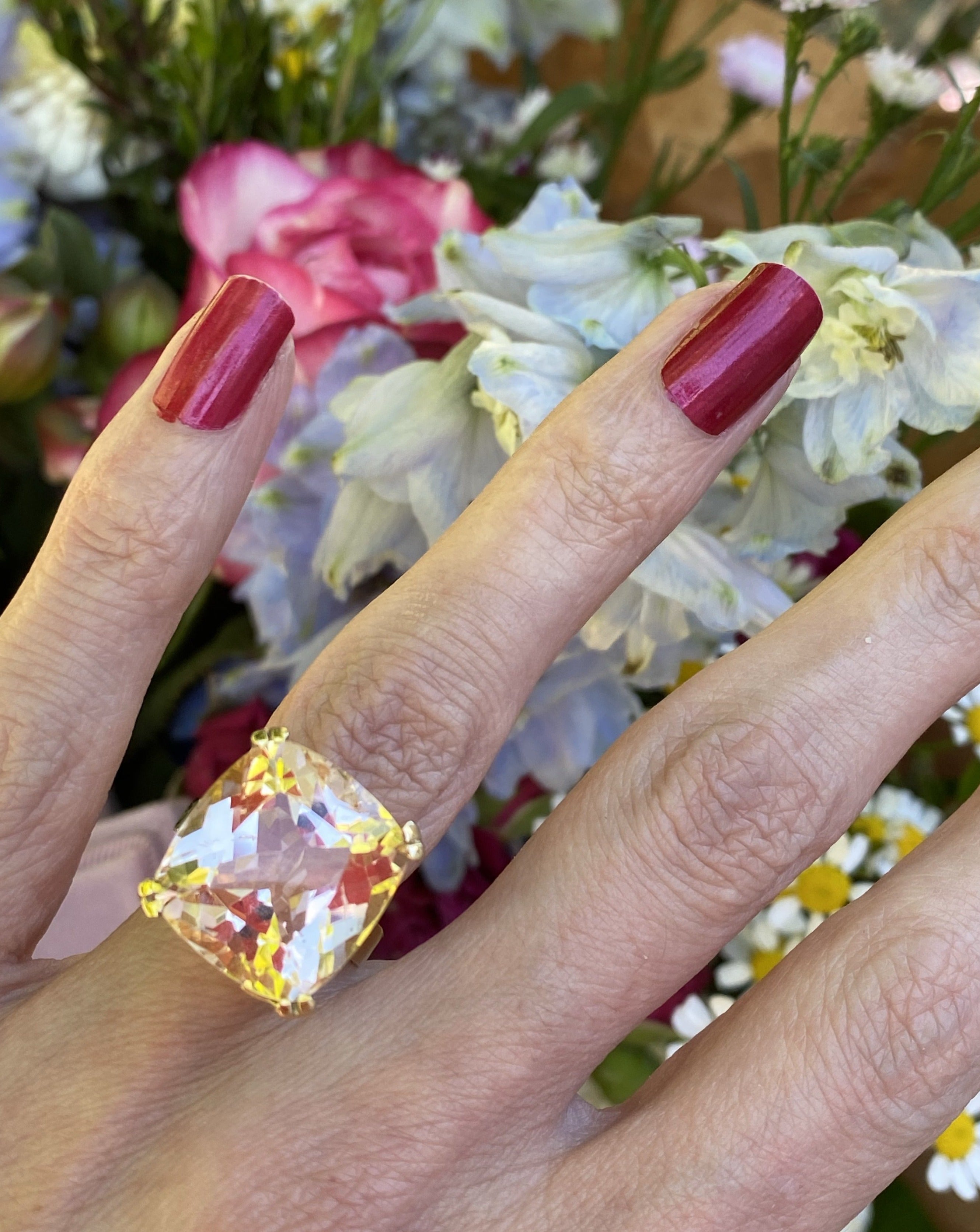 19.64 Carat Cushion Cut Morganite Engagement Cocktail Ring in Yellow Gold 