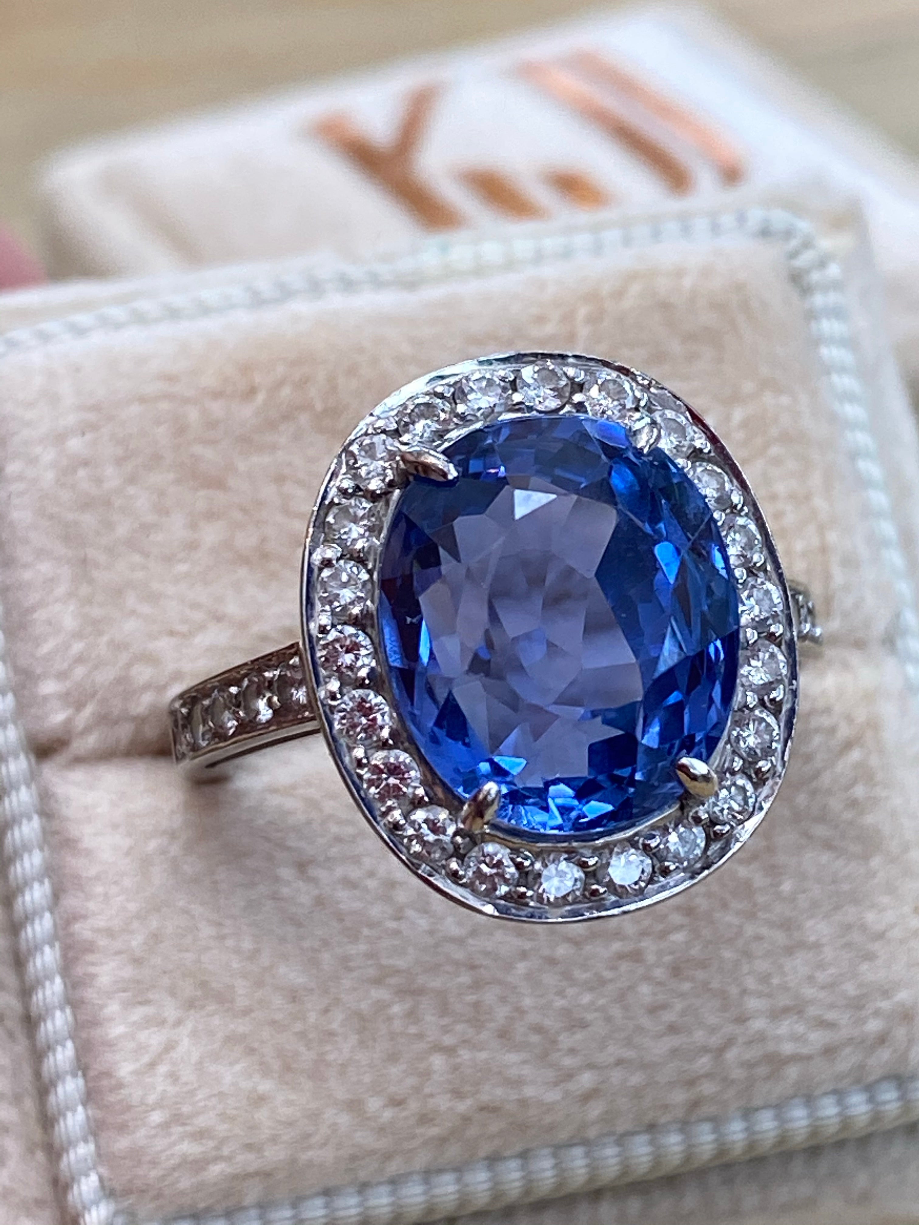 9.50 Oval-cut Carat Blue Ceylon Sapphire and DIamond Halo Ring 