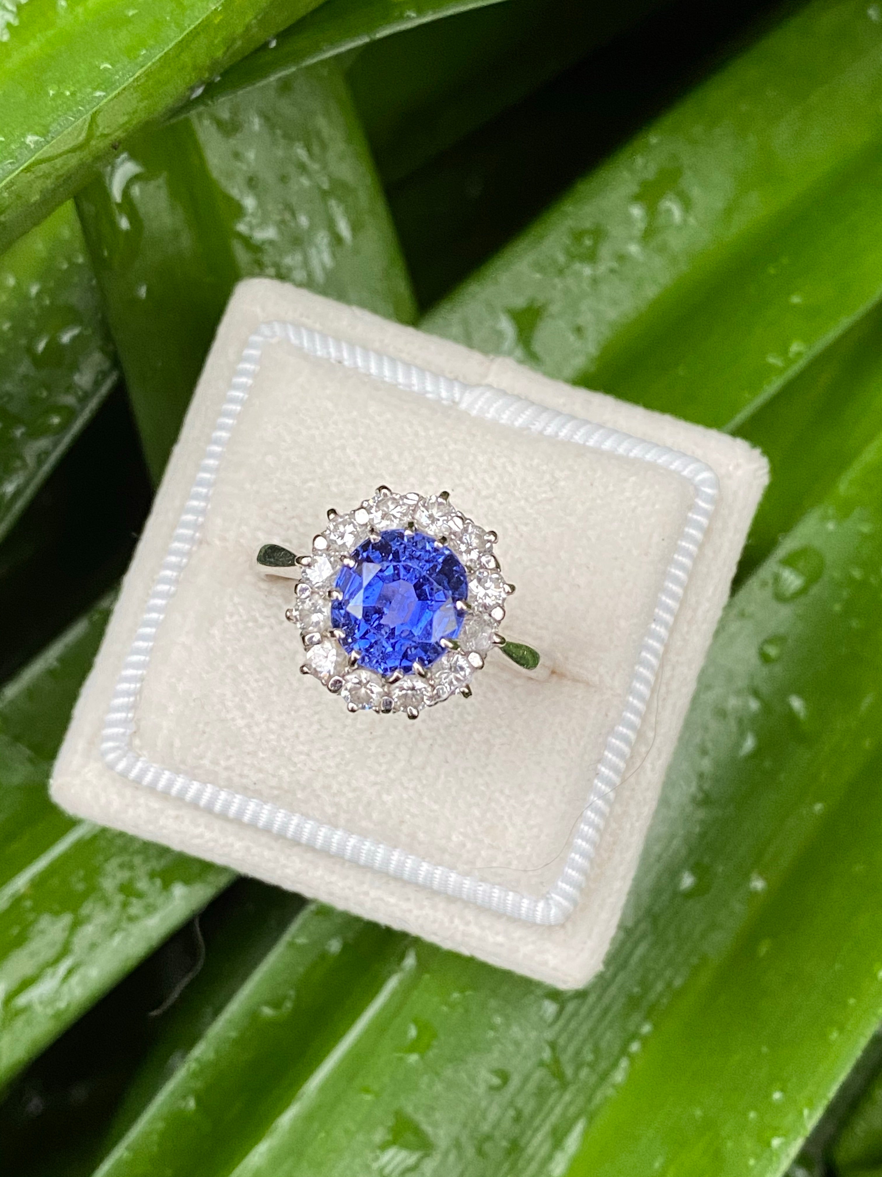 Antique 2.50 Carat Colour Change Blue Sapphire Halo Engagement Ring in Platinum