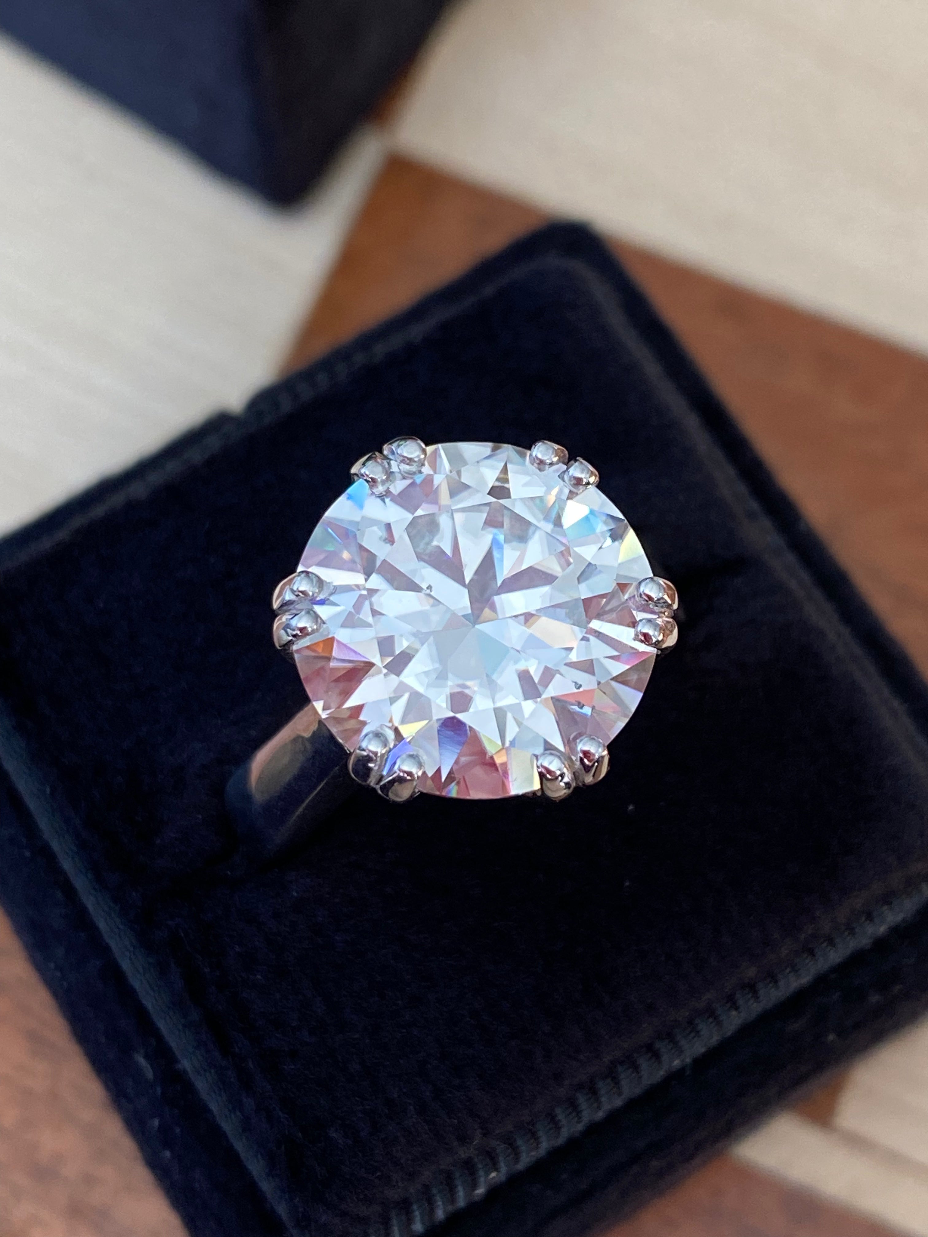 7 Carat Round Brilliant Cut Moissanite Engagement Cocktail Ring 