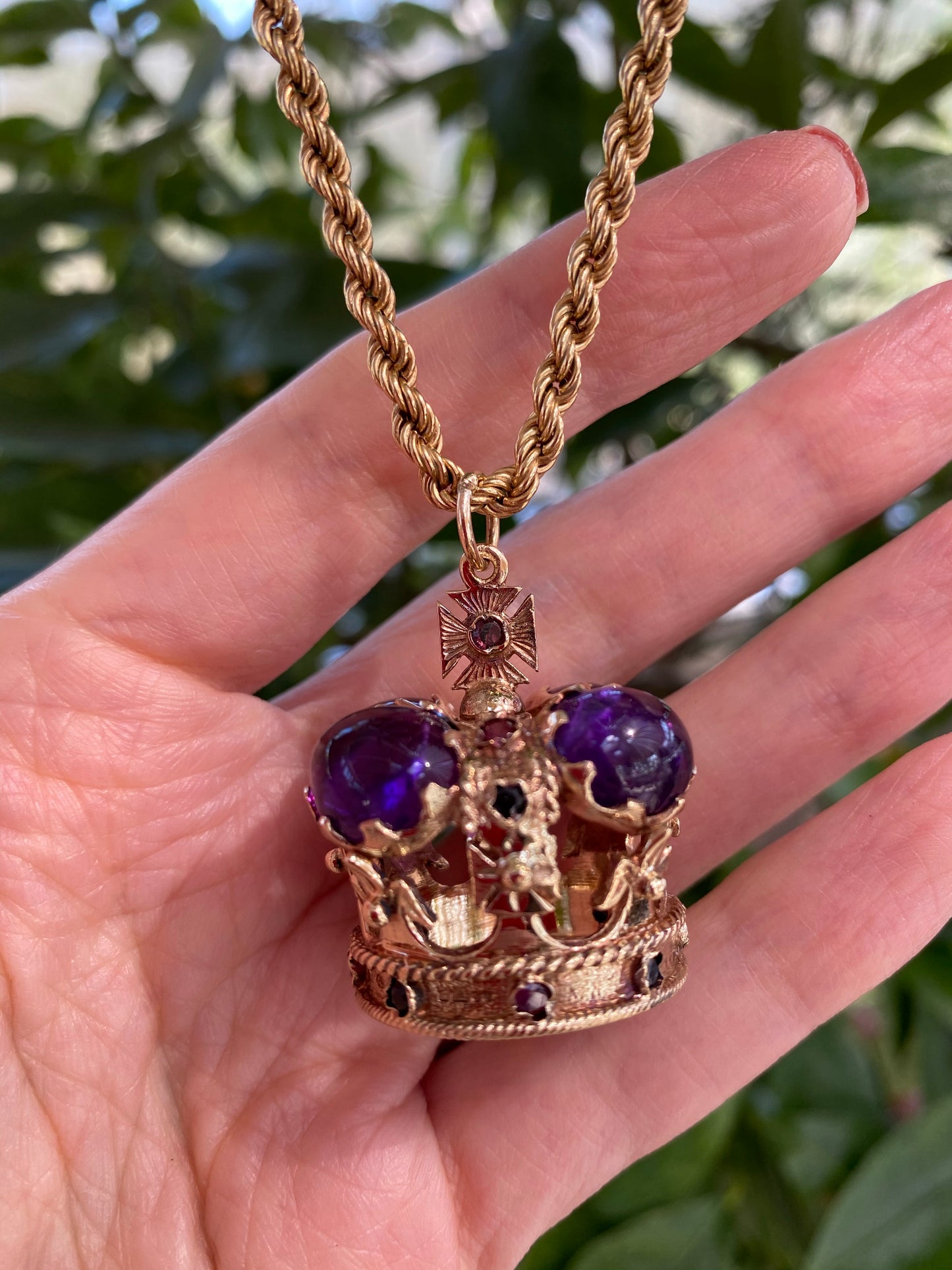 Huge Amethyst Crown Necklace in 9ct Yellow Gold