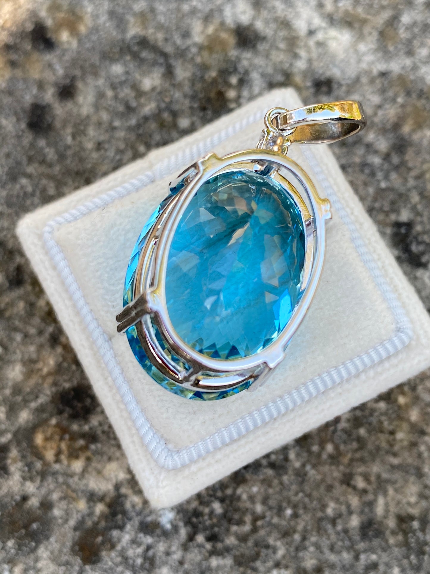 50 Carat Oval Blue Topaz and Diamond Necklace Pendant in 18K White Gold