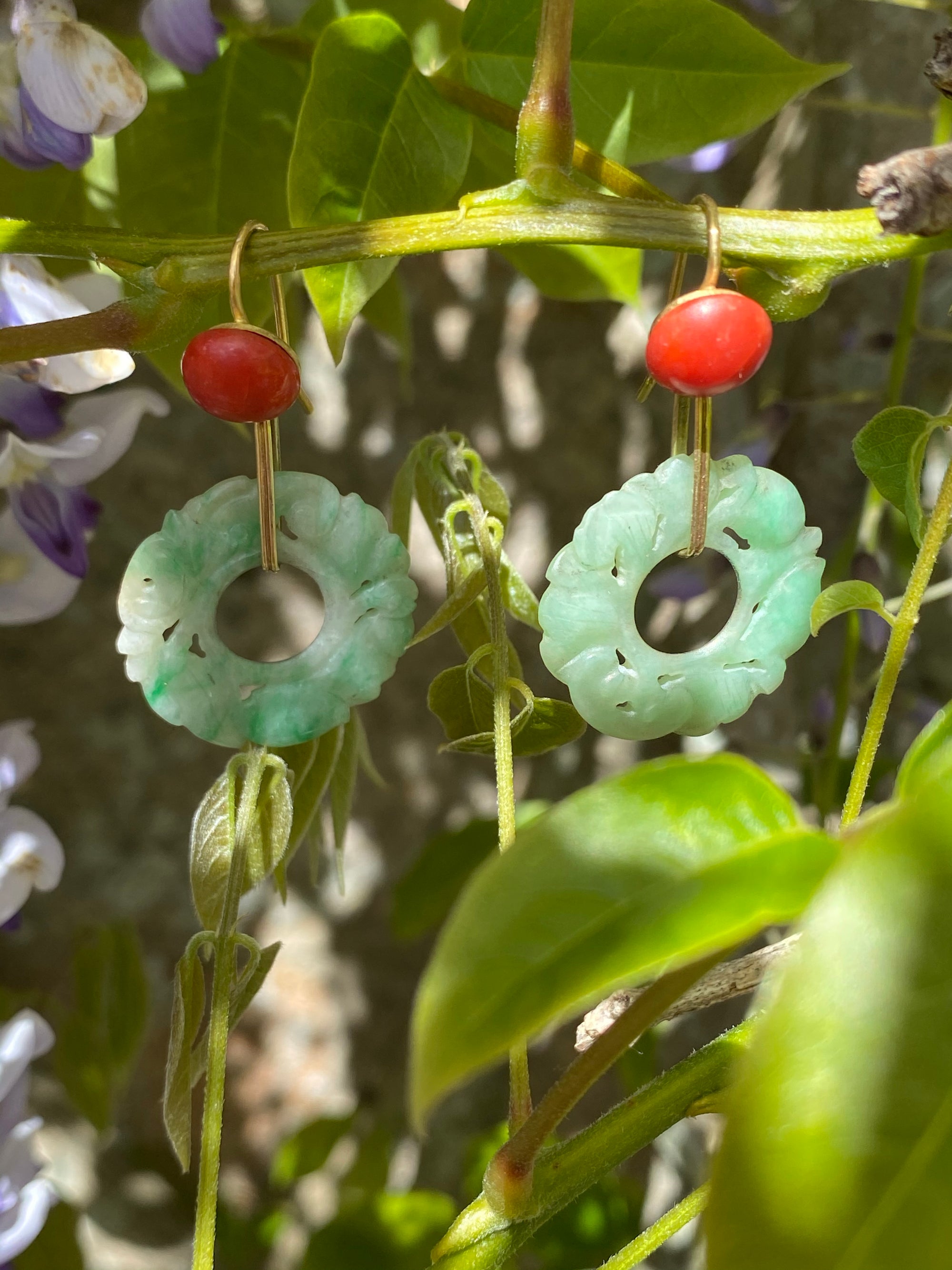 Antique Art Deco Coral and Carved Jade Drop Earrings 